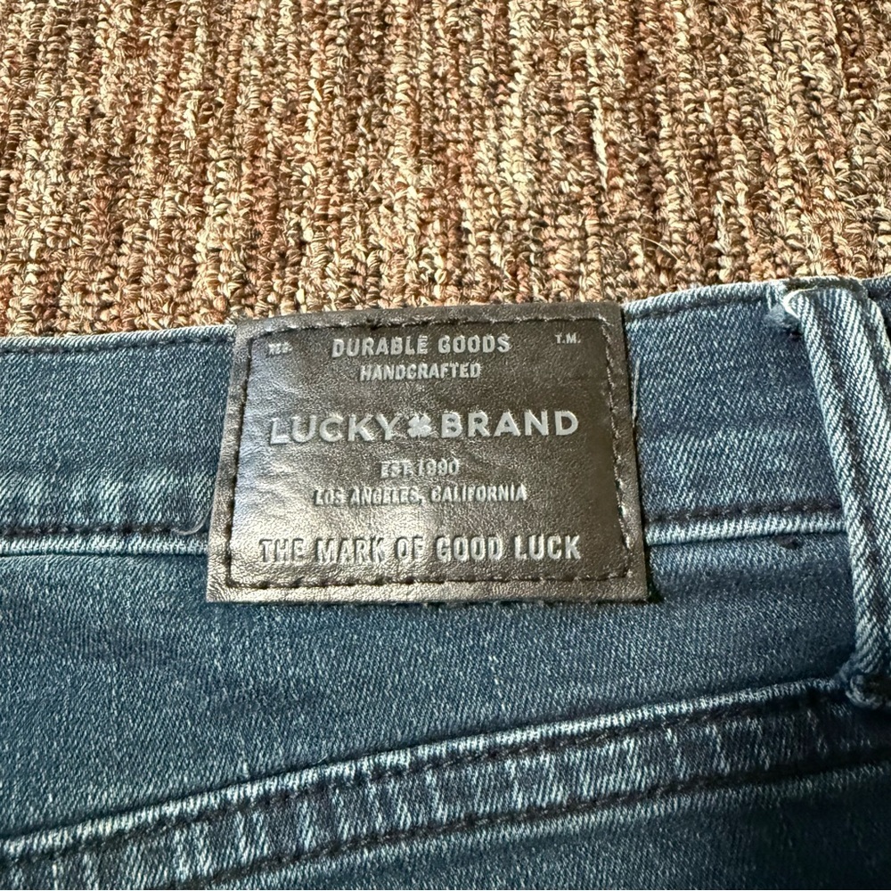 Lucky Brand High Rise Bridgette Skinny Jeans Dark Wash Size 14/32 - Picture 8 of 10